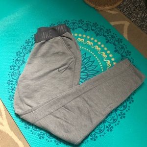Women’s Small Nike Joggers